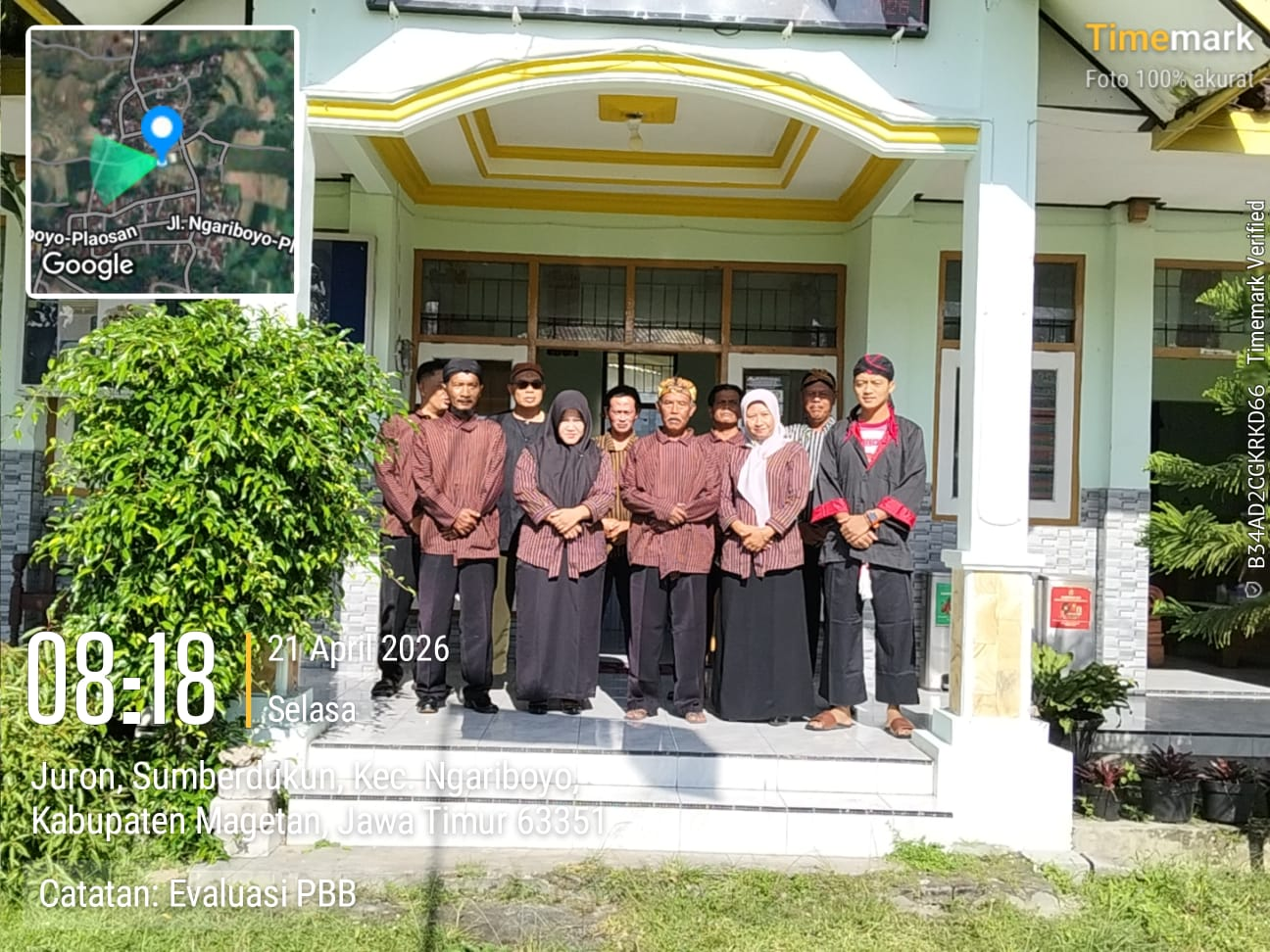 APEL PAGI MERIAHKAN PERINGATAN HARI KARTINI DI DESA SUMBERDUKUN